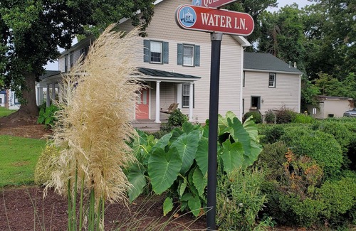 Tappahannock Apartamento | River apartment, 1 block from River.