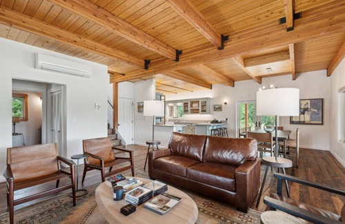 Grantsdale Apartamento | Riverbend Lodge: Private Riverfront Luxury Home