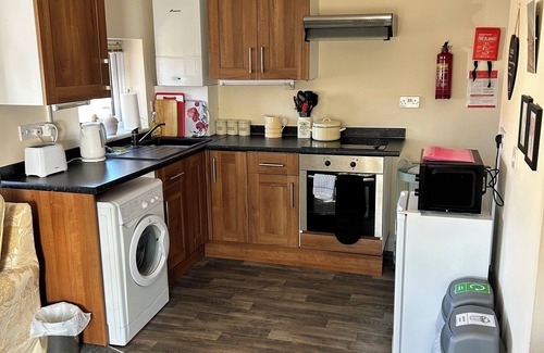 Horning Apartamento | River breeze ground floor easy access with river view.