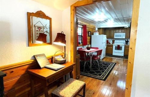 Ruidoso Casa | River Cabin