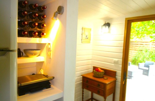 Loze Casa | RIVER COTTAGE: 100% private, heated pool, air conditioning, 5 star reviews.