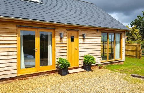 Woodbridge Casa | River Cottage - Stunning estuary views