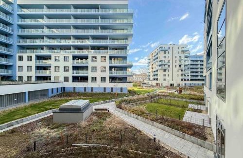 Vizafogo Apartamento | River Danube flat w balcony and FREE guarded parking