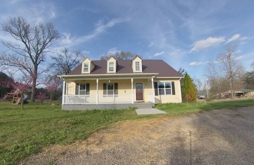 Saluda Casa | River Dream Lake Murray Getaway
