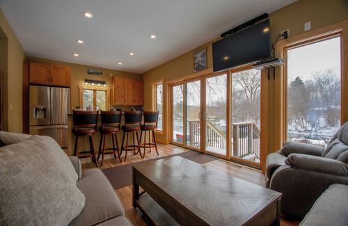 Mayfield Cabaña | River Falls Cottage 2BR with loft Waterfront cottage with Hot tub Traverse City
