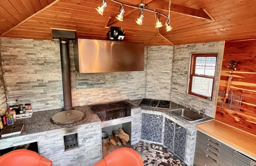 Monticello Cabaña | River Front Home with lots of Outdoor Activities