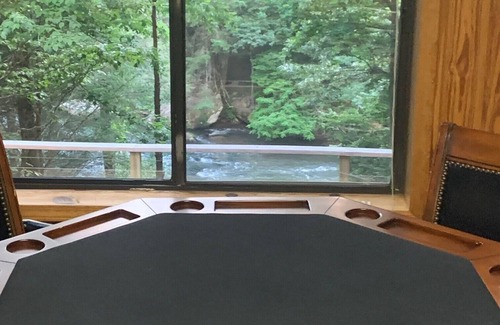 Ellijay Casa | RIVER FRONT Retreat perfect for families, couples, getaways.