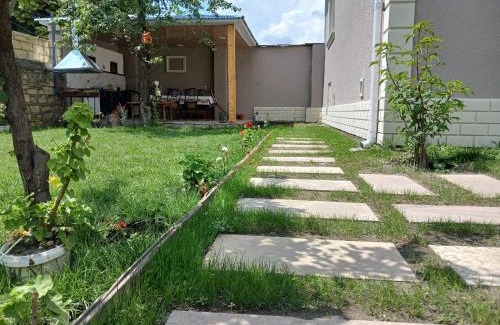 Gabala Villa | River Garden