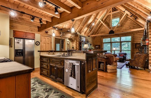 Ellijay Cabina | River Haven | Ellijay, GA