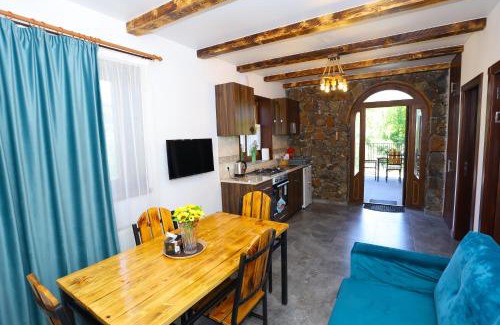 Aghavnadzor Casa | River Home Cottage