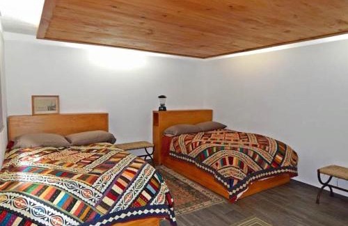 Cerro Colorado Casa | River Home