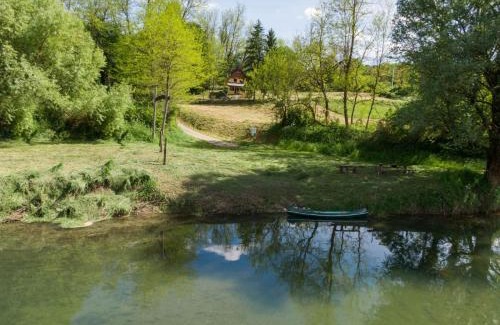 Netretic Casa | River house "Green butterfly"