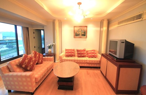 Ban Tai Hotel | River Kwai Hotel