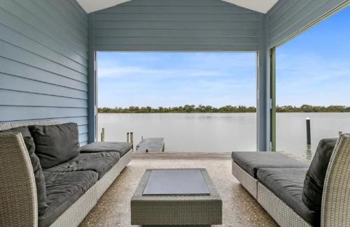 Seymour Casa | River Life