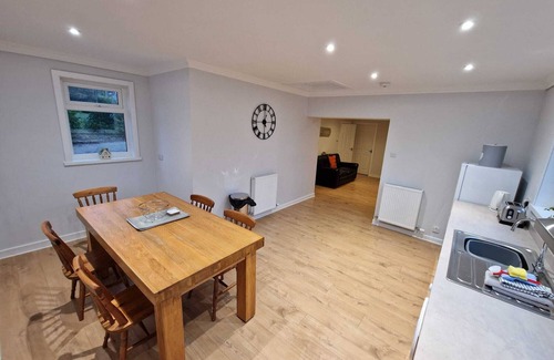 Newton Stewart Cabina | River Lodge on Machermore Castle Estate