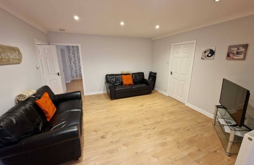Newton Stewart Cabina | River Lodge on Machermore Castle Estate
