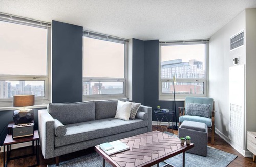 Rush and Division Apartamento | River N 1BR w Gym WD nr Mag Mile CHI-86