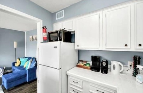 Greenway Plaza-Upper Kirby Apartamento | River Oaks Central w/ High-Speed WiFi & Walkable