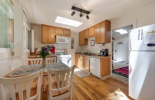 Rio Nido Casa | River Otter Hot Tub BBQ Fire Pit Russian River Gem.