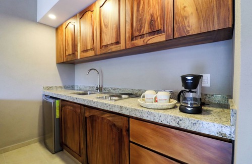 Puerto Vallarta Hotel | River Park Hotel