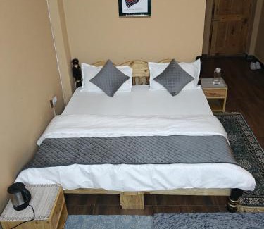 Banjar Apartamento | River Reflection Home Stay at Tirthan Valley