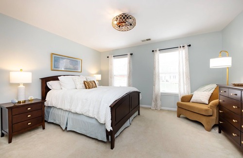 Moores Chapel Casa | River Retreat-Charlotte near US Whitewater Ctr- theater room, 15 mins to uptown!