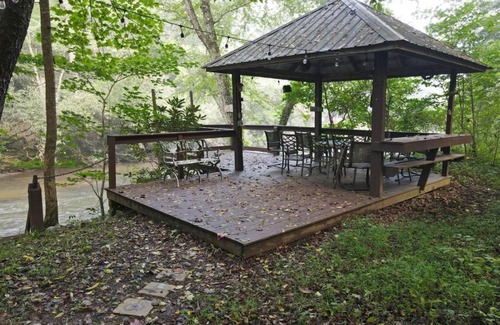 Blairsville Casa | River Retreat -Nottely River, Blairsville GA