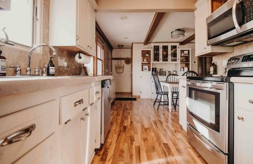 River Falls Casa | RIVER RETREAT, River Retreat, Fenced Backyard, Peaceful