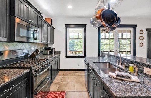 Myrtle Grove Casa | River Road Retreat - Heated Private Pool, Pond, Fi