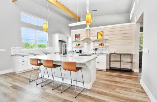 Wimberley Casa | River Road Retreat