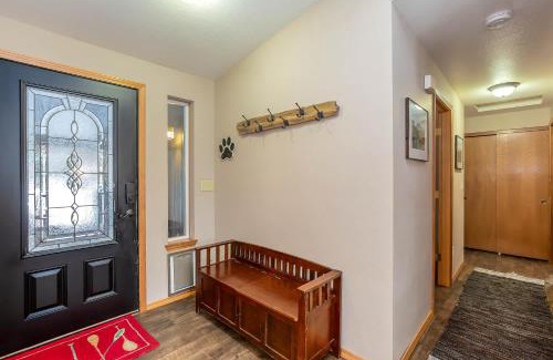 Three Rivers Casa | River Run Getaway Private Dock Pet Friendly Kayaks