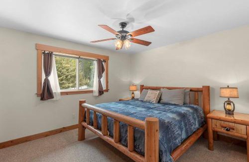 Ardenvoir Chalet De Esquí | River's Bend Lodge - Hot Tub, Fire Pit, Games & Ski