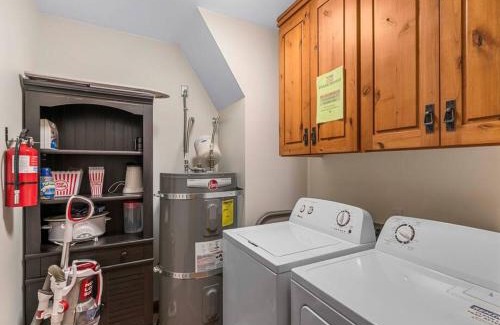 Ardenvoir Chalet De Esquí | River's Bend Lodge - Hot Tub, Fire Pit, Games & Ski