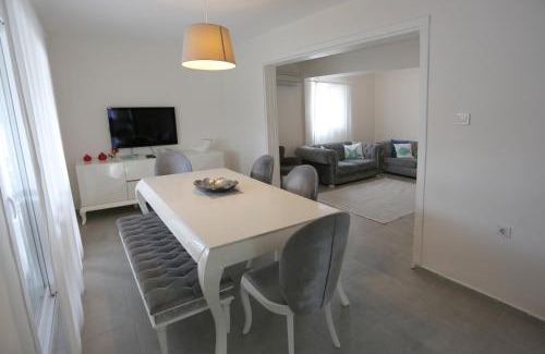 Sifne Mahallesi Villa | River & Sea Villa