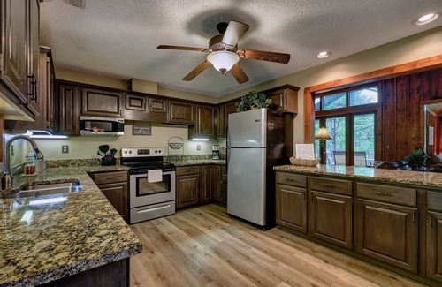 Sapphire Casa | River Song, A Delightful Mountain Retreat