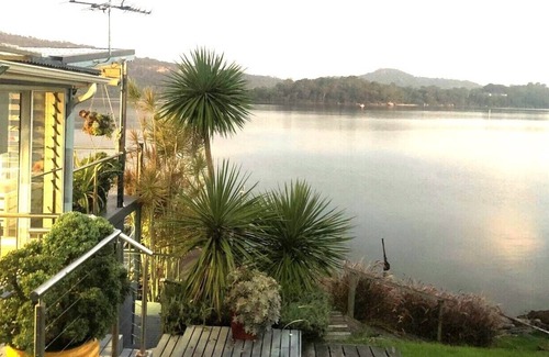 Bar Point Casa | spring specials .DYARUBBIN. fireside living HAWKESBURY RIVER spectacular views