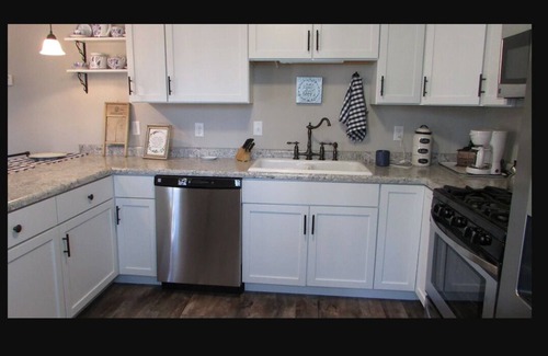 Van Buren Casa | River Time Cottage Get Away! 1/2 Mile from Current River!