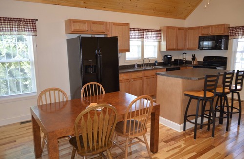 Damascus Casa | River Trail Cabins The Lodge Casa de 4 habitaciones en el sendero Creeper Trail