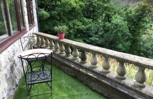 Monsal Dale Casa | River View
