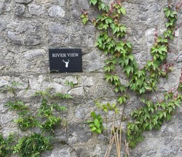 Monsal Dale Casa | River View