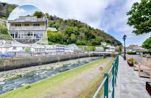 Lynmouth Cabaña | River View