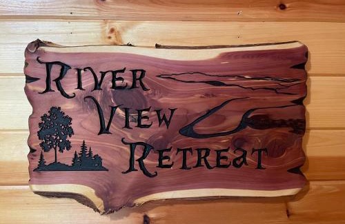 Boone Casa | River View Retreat