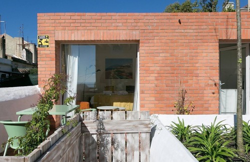 Santa Engracia Apartamento | River View Studio w/ Terrace by LovelyStay
