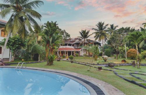 Darga Town Cabina | River View Villas