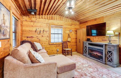 Heber Springs Casa | River Views, Deck and Boat Slip Heber Springs Home!