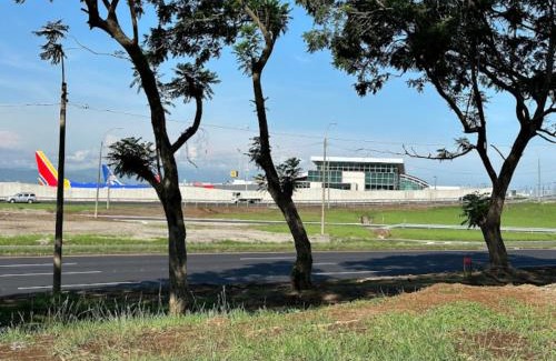 Alajuela Apartamento | Rivera Family Airport Apartments