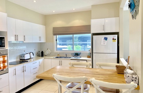Sussex Inlet Casa | Riverbank Cottage - Frente al agua