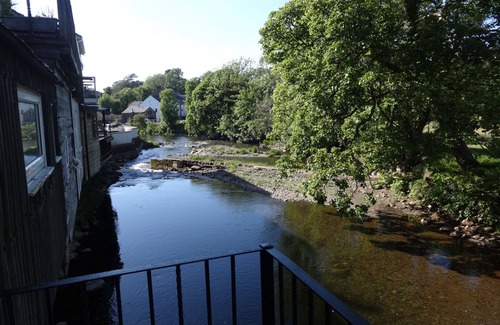Egremont Cabaña | Riverbank Cottage River Ehan, Double Balcony
