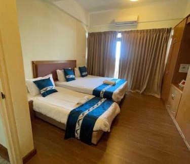 Kampung Surabaya Apartamento | Riverbank suites 1008