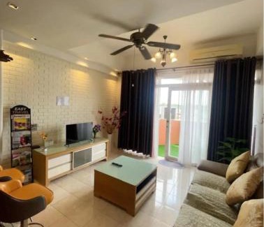 Kampung Surabaya Apartamento | Riverbank suites waterfront